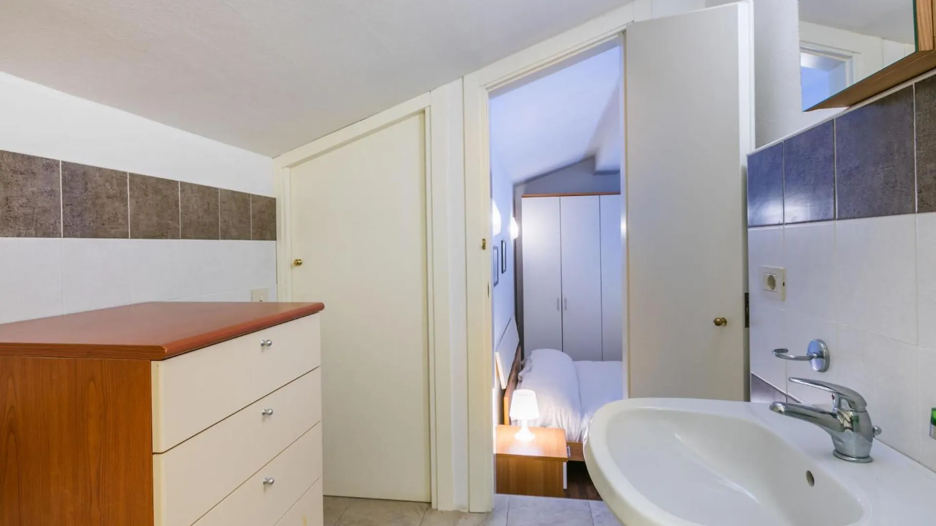 Apartment Tipologia Trilocale By Interhome Le Vedute 0*,  Olaszország