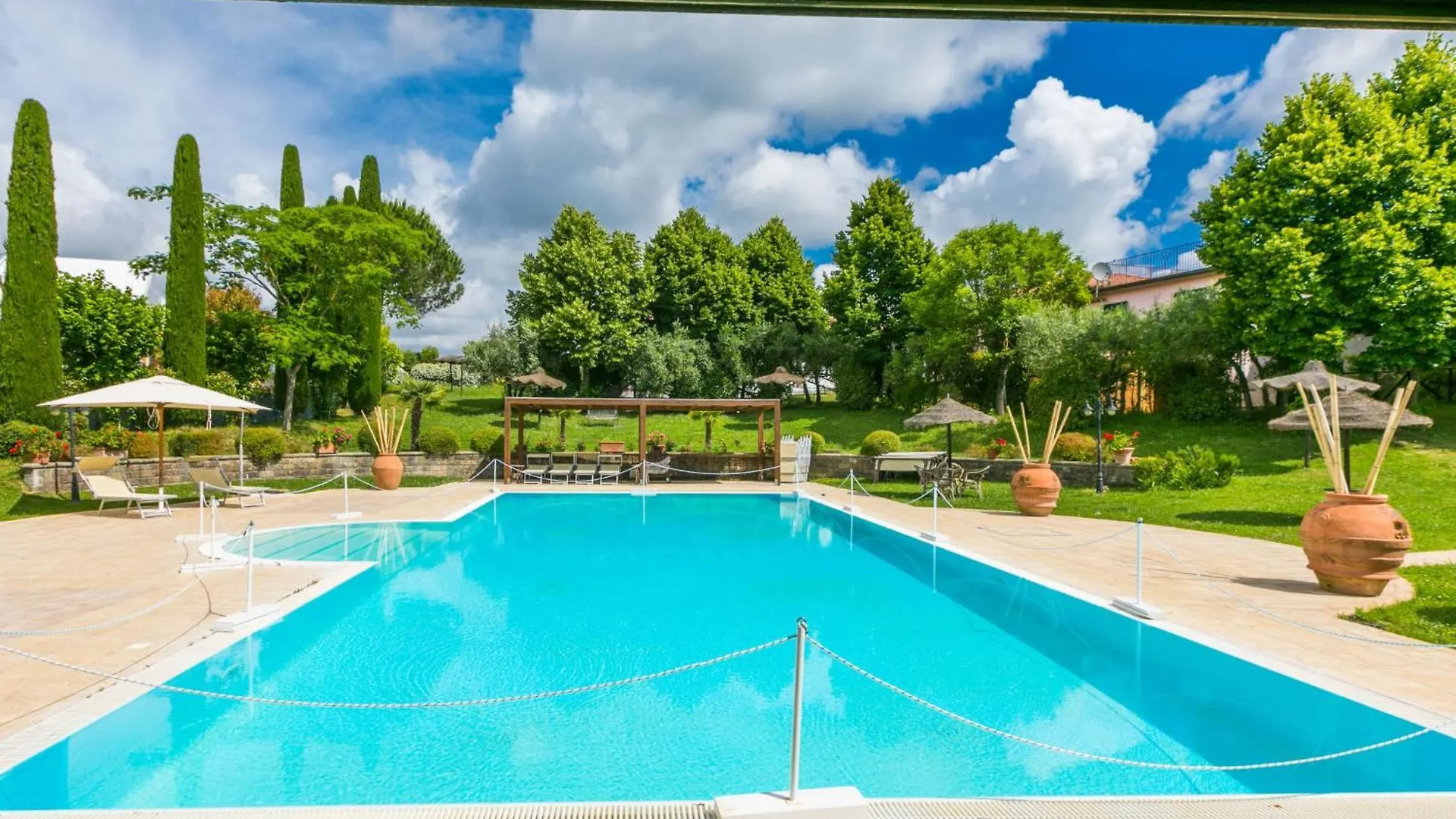 Apartment Tipologia Trilocale By Interhome Le Vedute イタリア