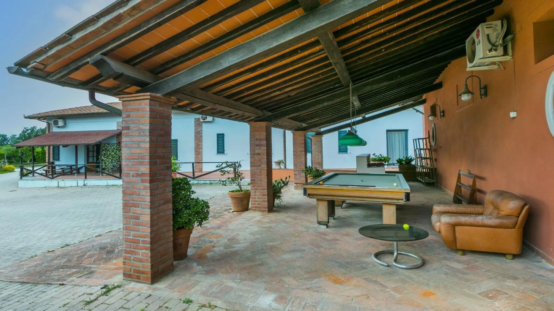 Apartment Tipologia Trilocale By Interhome Le Vedute 0*,  イタリア