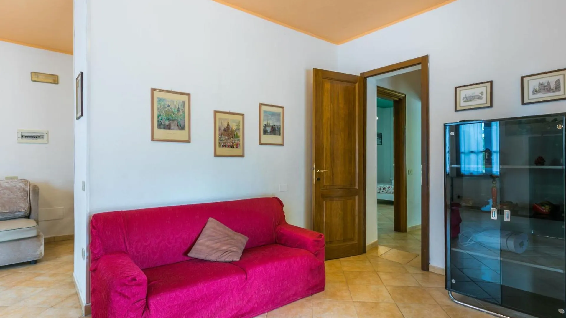 Apartment Tipologia Trilocale By Interhome Le Vedute